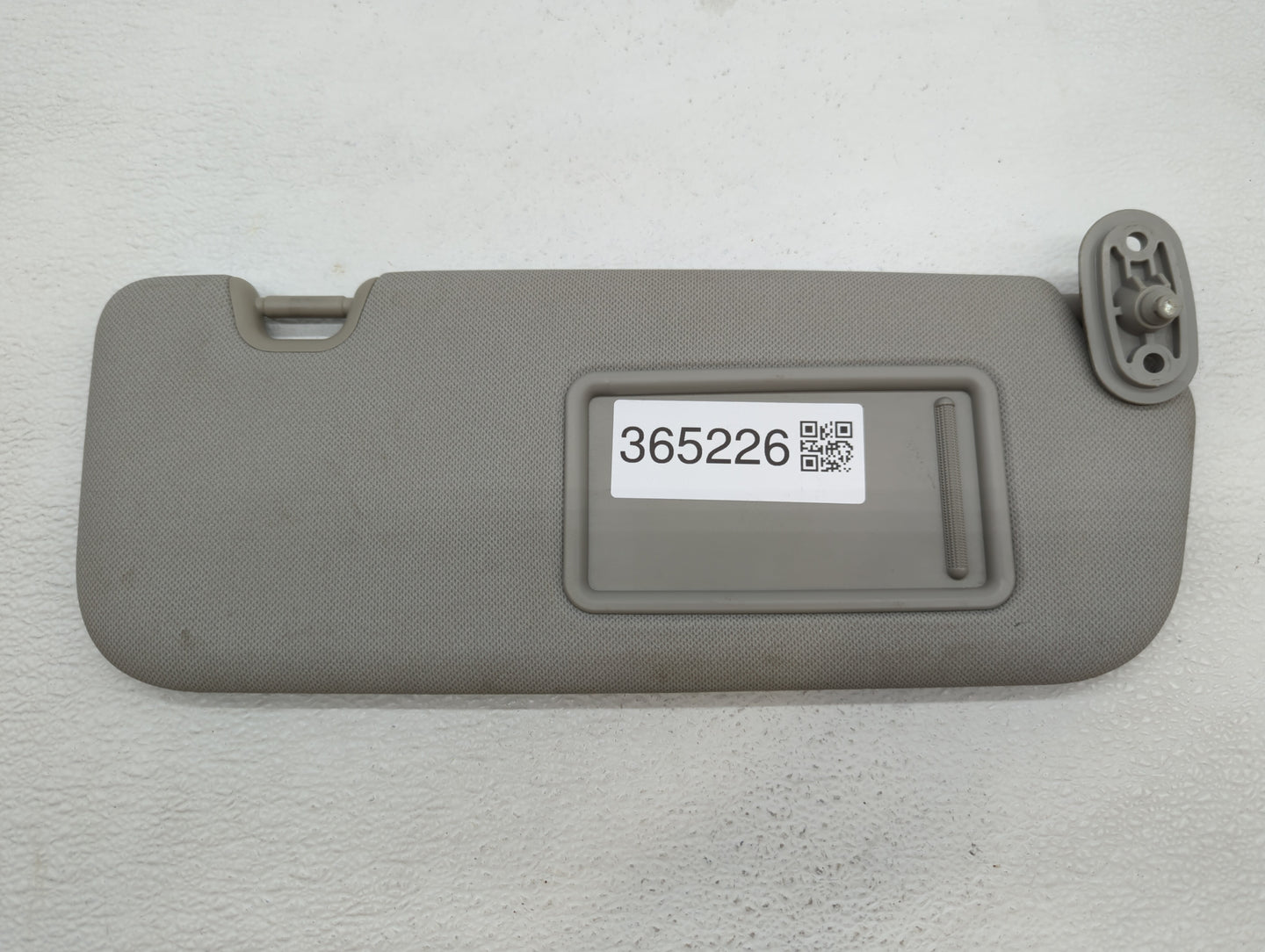 2014-2016 Kia Forte Sun Visor Shade Replacement Passenger Right Mirror Fits Fits 2014 2015 2016 OEM Used Auto Parts - Oemuse