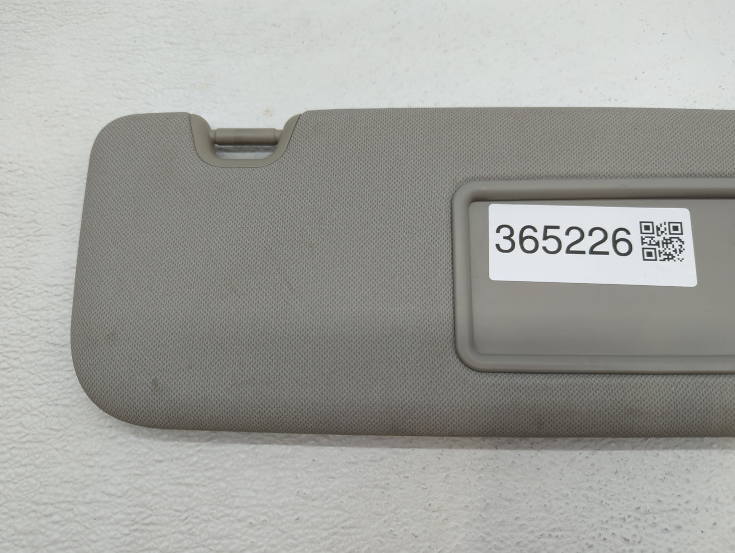 2014-2016 Kia Forte Sun Visor Shade Replacement Passenger Right Mirror Fits Fits 2014 2015 2016 OEM Used Auto Parts - Oemuse
