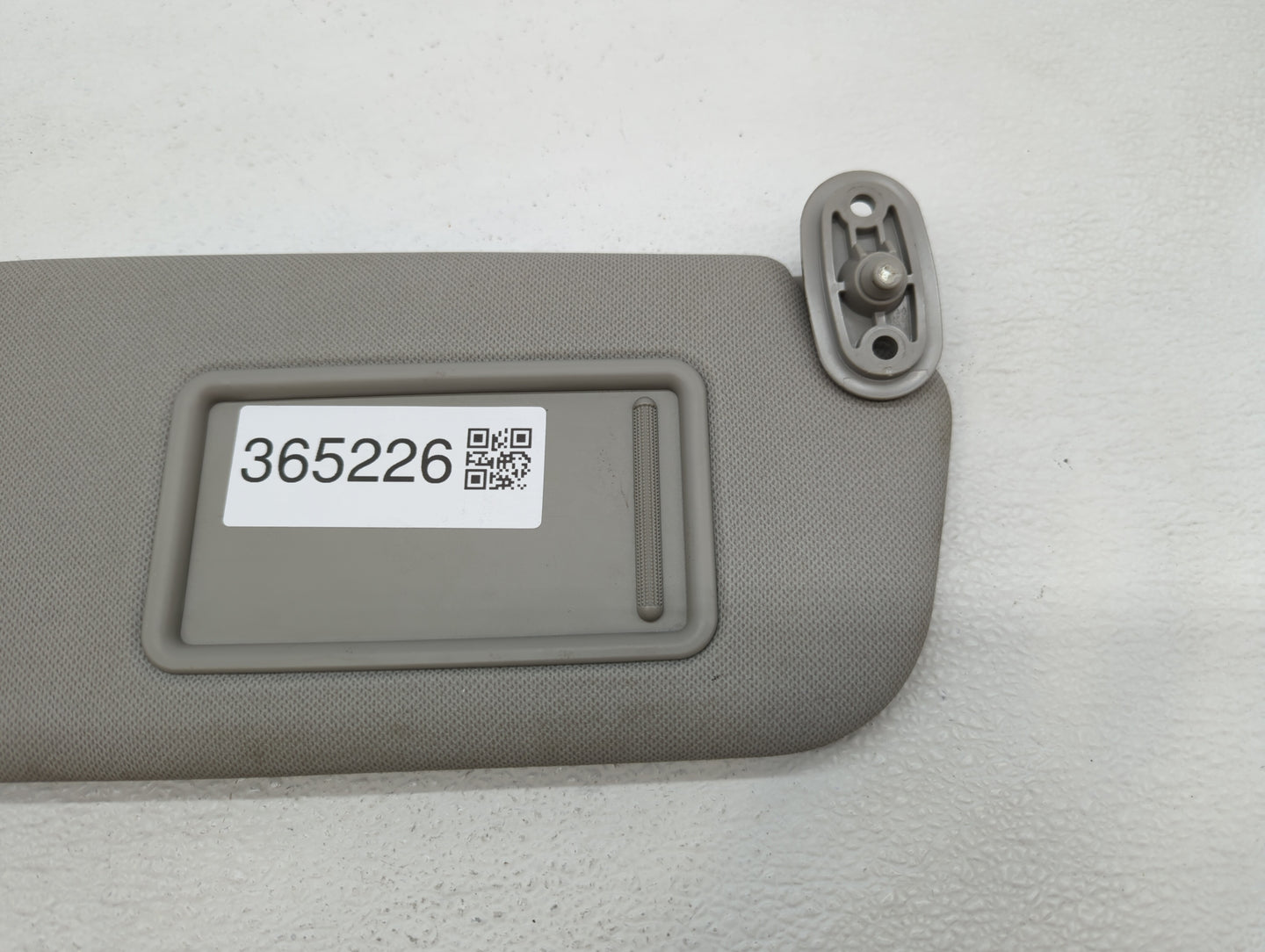 2014-2016 Kia Forte Sun Visor Shade Replacement Passenger Right Mirror Fits Fits 2014 2015 2016 OEM Used Auto Parts - Oemuse