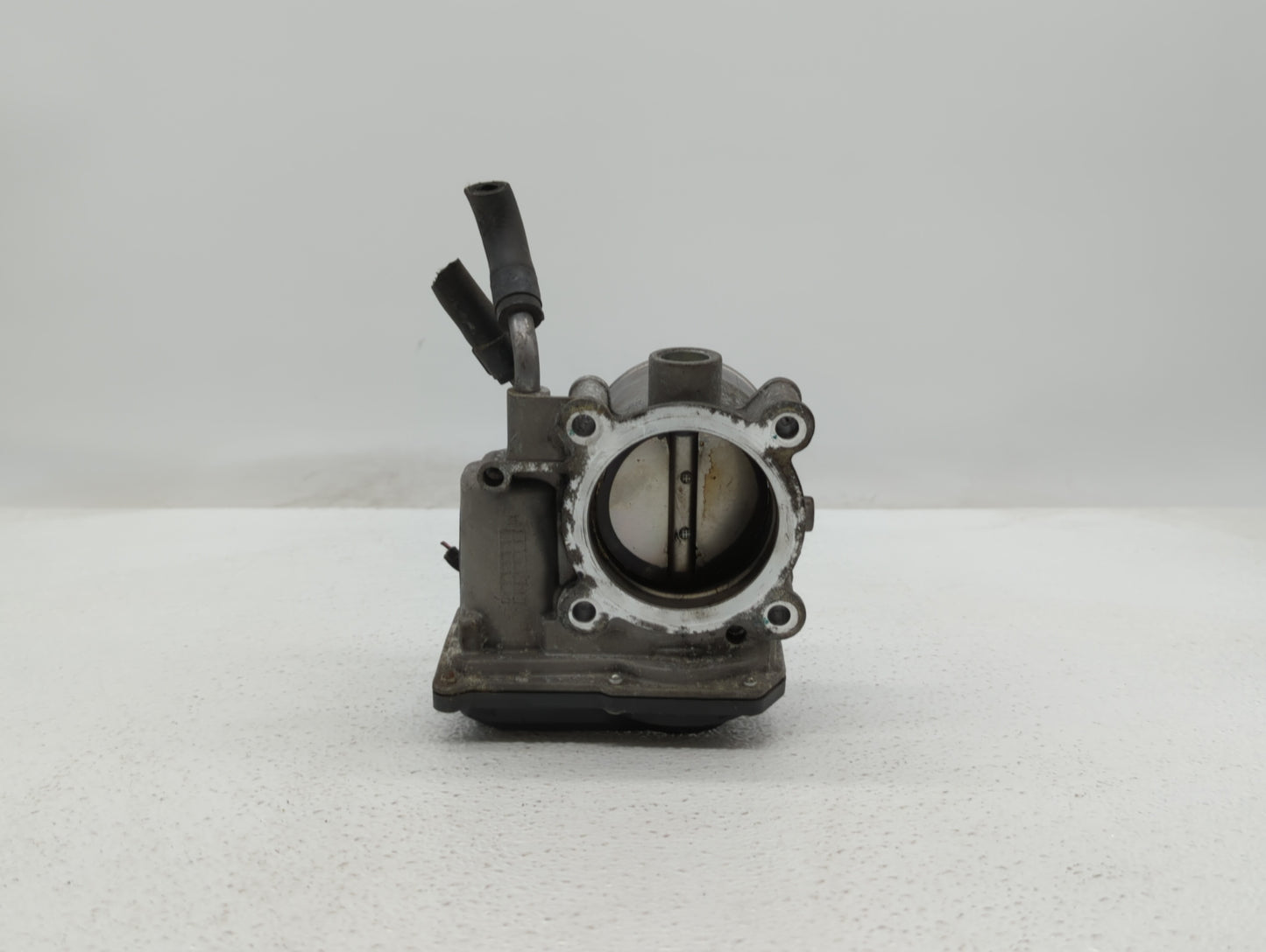 2014-2016 Kia Forte Throttle Body P/N:35100-2E400 35100-2E000 Fits Fits 2012 2013 2014 2015 2016 2018 2019 OEM Used Auto Par