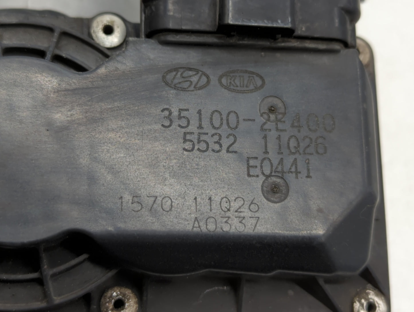 2014-2016 Kia Forte Throttle Body P/N:35100-2E400 35100-2E000 Fits Fits 2012 2013 2014 2015 2016 2018 2019 OEM Used Auto Par