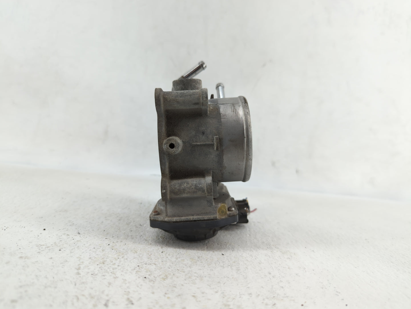 2014-2018 Kia Forte Throttle Body P/N:35100-2E000 1302150124, 35100-2E710 Fits Fits 2011 2012 2013 2014 2015 2016 2017 2018 