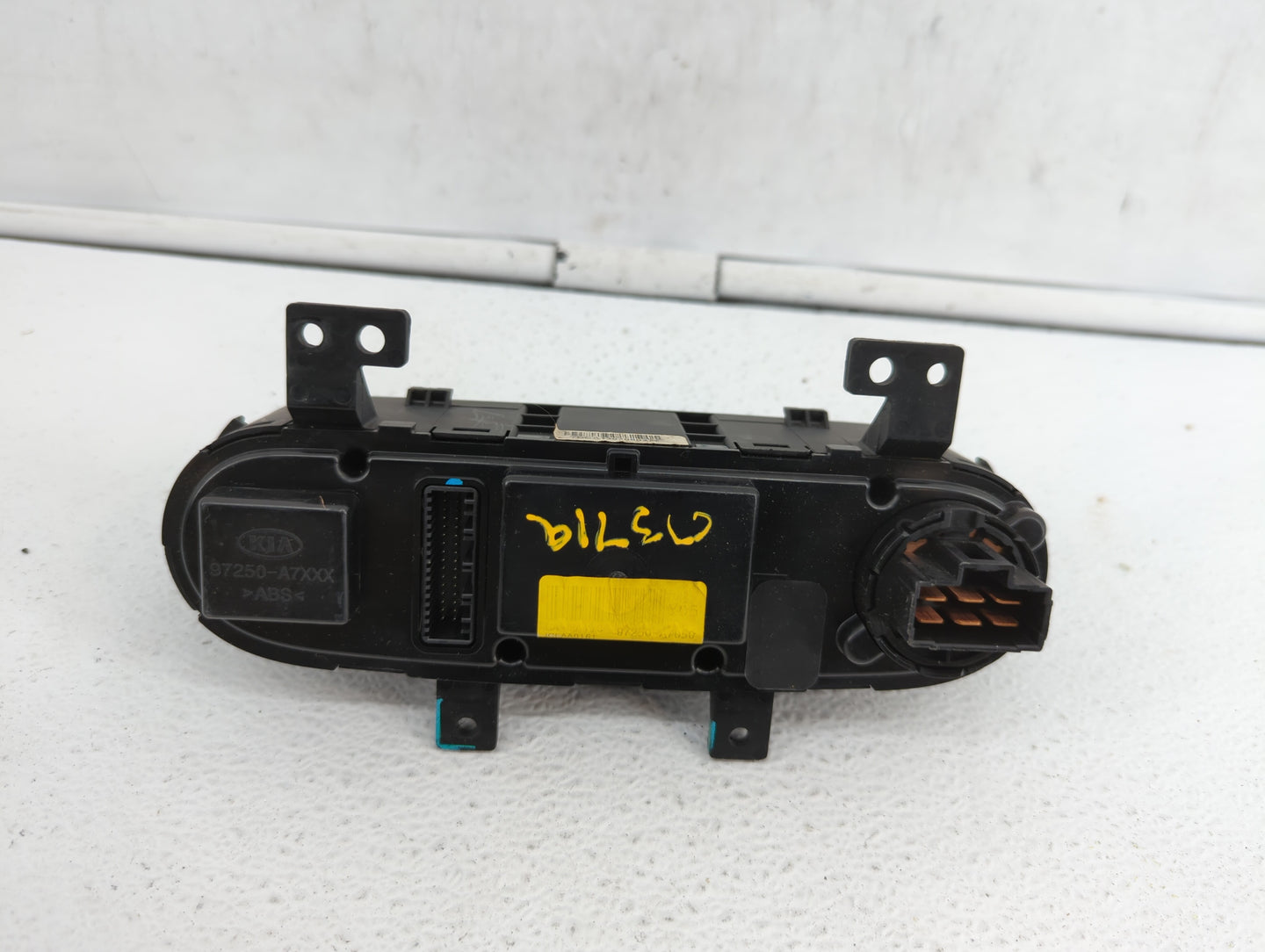 2014-2016 Kia Forte Climate Control Module Temperature AC/Heater Replacement P/N:97250-A7050 97250-A7XXX Fits Fits 2014 2015