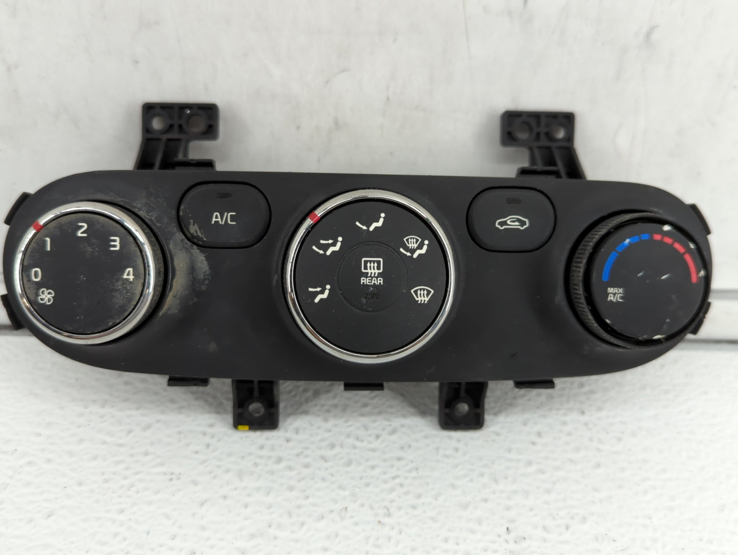 2014-2016 Kia Forte Climate Control Module Temperature AC/Heater Replacement P/N:97250-A7XXX 97250-A7050WK Fits OEM Used Aut