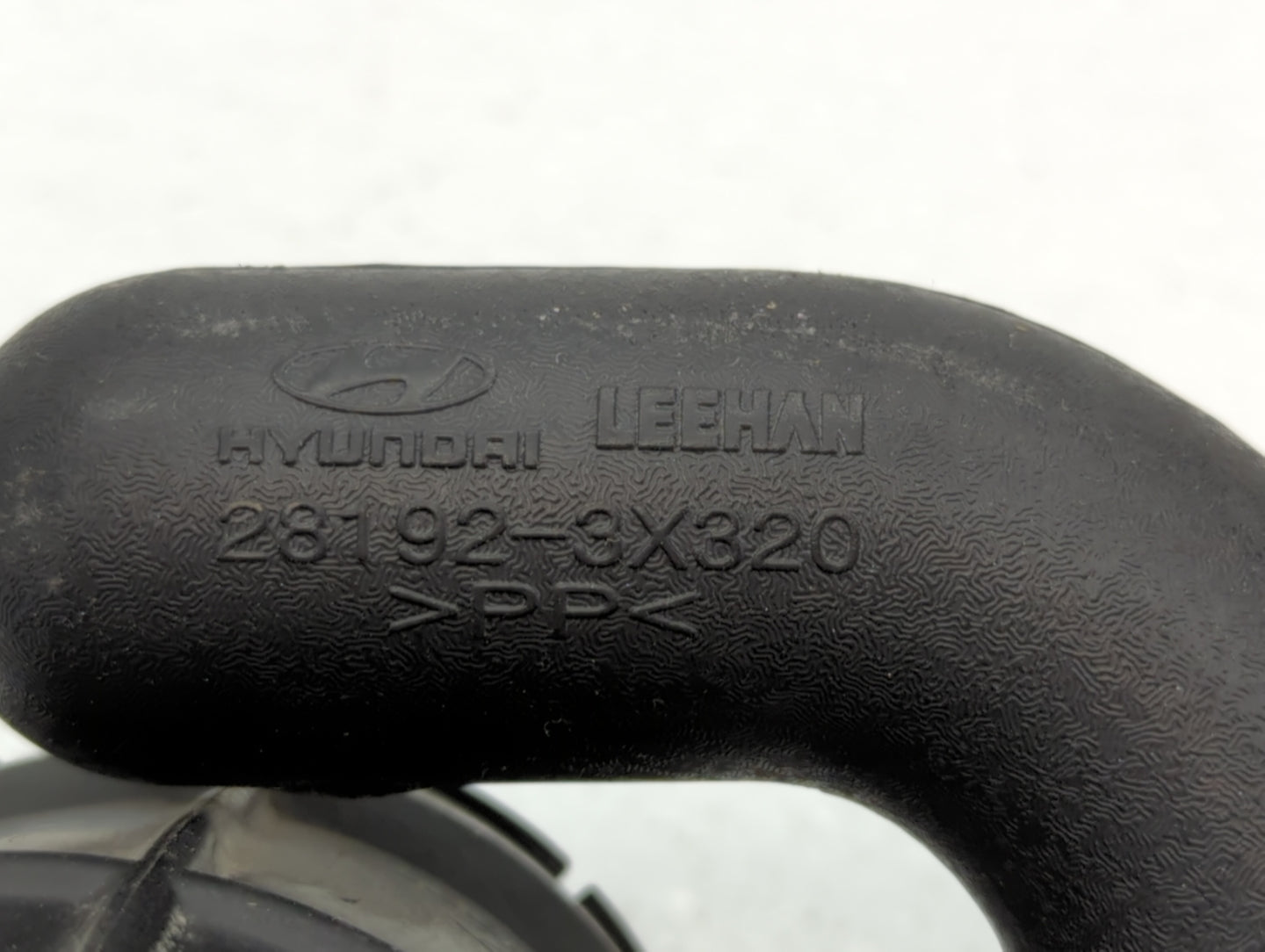 2014 Kia Forte Air Cleaner Intake Duct Hose Tube - Oemusedautoparts1.com