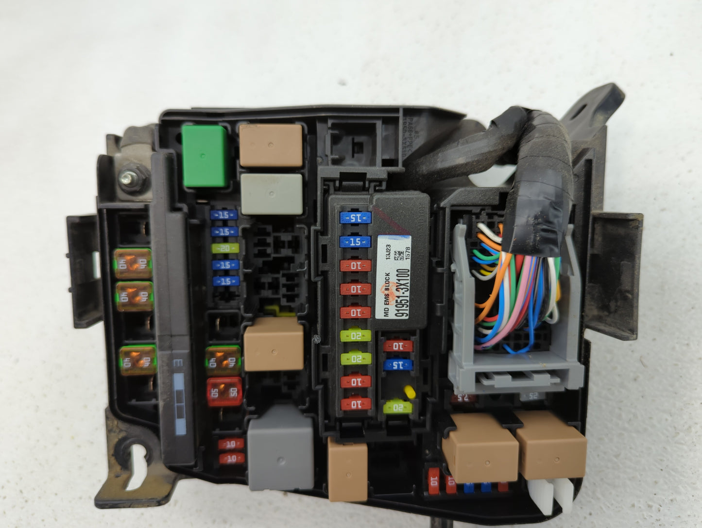 2014-2016 Kia Forte Fusebox Fuse Box Panel Relay Module P/N:91209-A7202 Fits Fits 2014 2015 2016 OEM Used Auto Parts - Oemus
