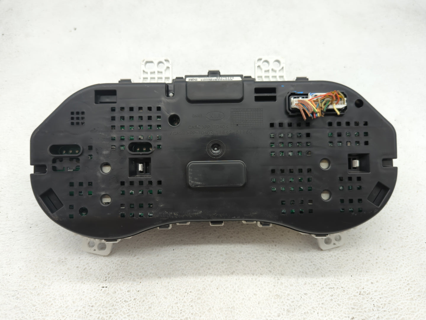 2014-2016 Kia Forte Instrument Cluster Speedometer Gauges P/N:94001-A7320 94011-A7220 Fits Fits 2014 2015 2016 OEM Used Auto