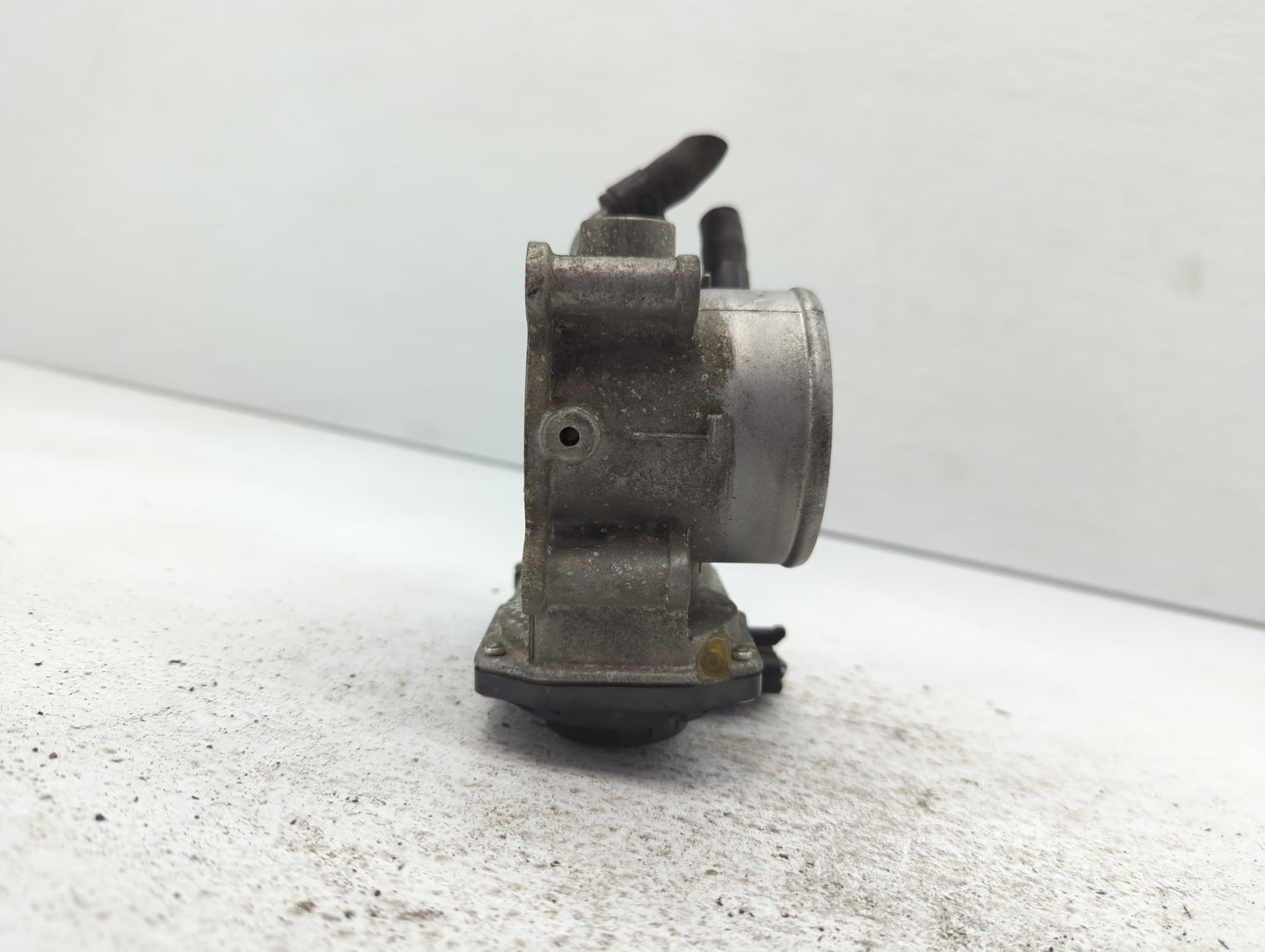 2014-2018 Kia Forte Throttle Body P/N:35100-2E000 Fits Fits 2011 2012 2013 2014 2015 2016 2017 2018 2019 2020 2021 OEM Used 