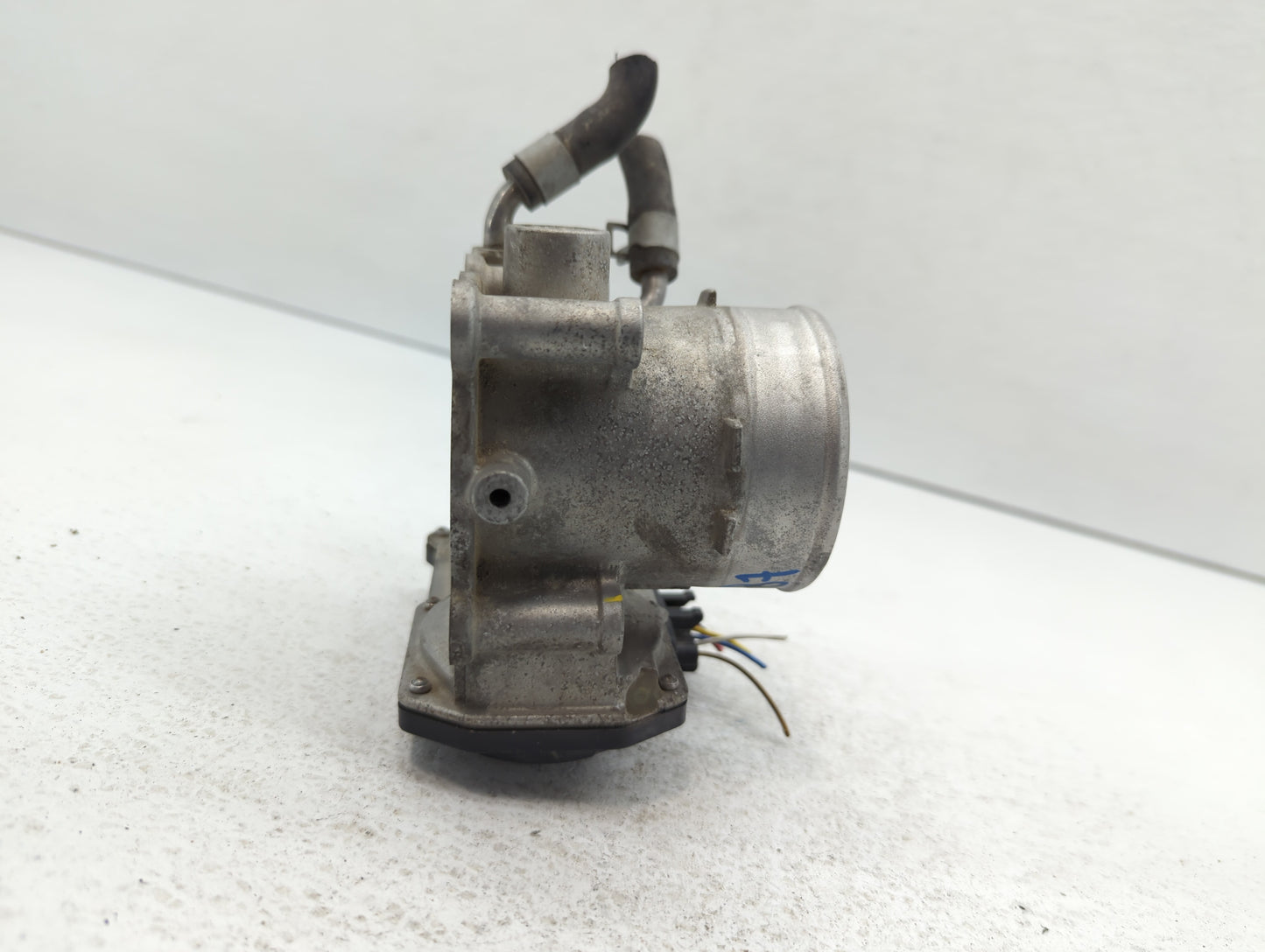2014-2016 Kia Forte Throttle Body P/N:5532 12C05 35100-2E400 Fits Fits 2012 2013 2014 2015 2016 2018 2019 2020 2021 OEM Used