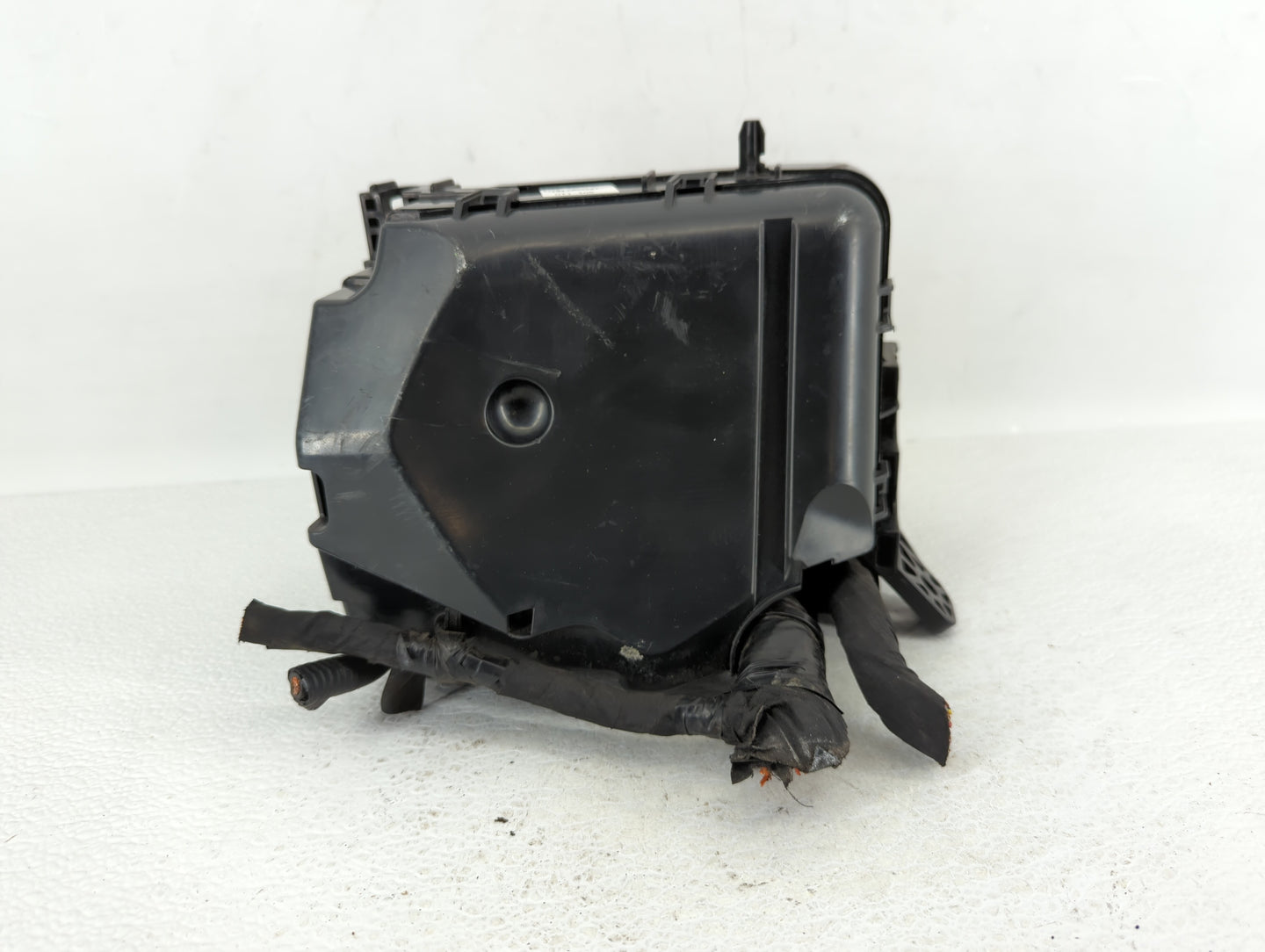 2014-2016 Kia Forte Fusebox Fuse Box Panel Relay Module P/N:91204-A7992 Fits Fits 2014 2015 2016 OEM Used Auto Parts - Oemus