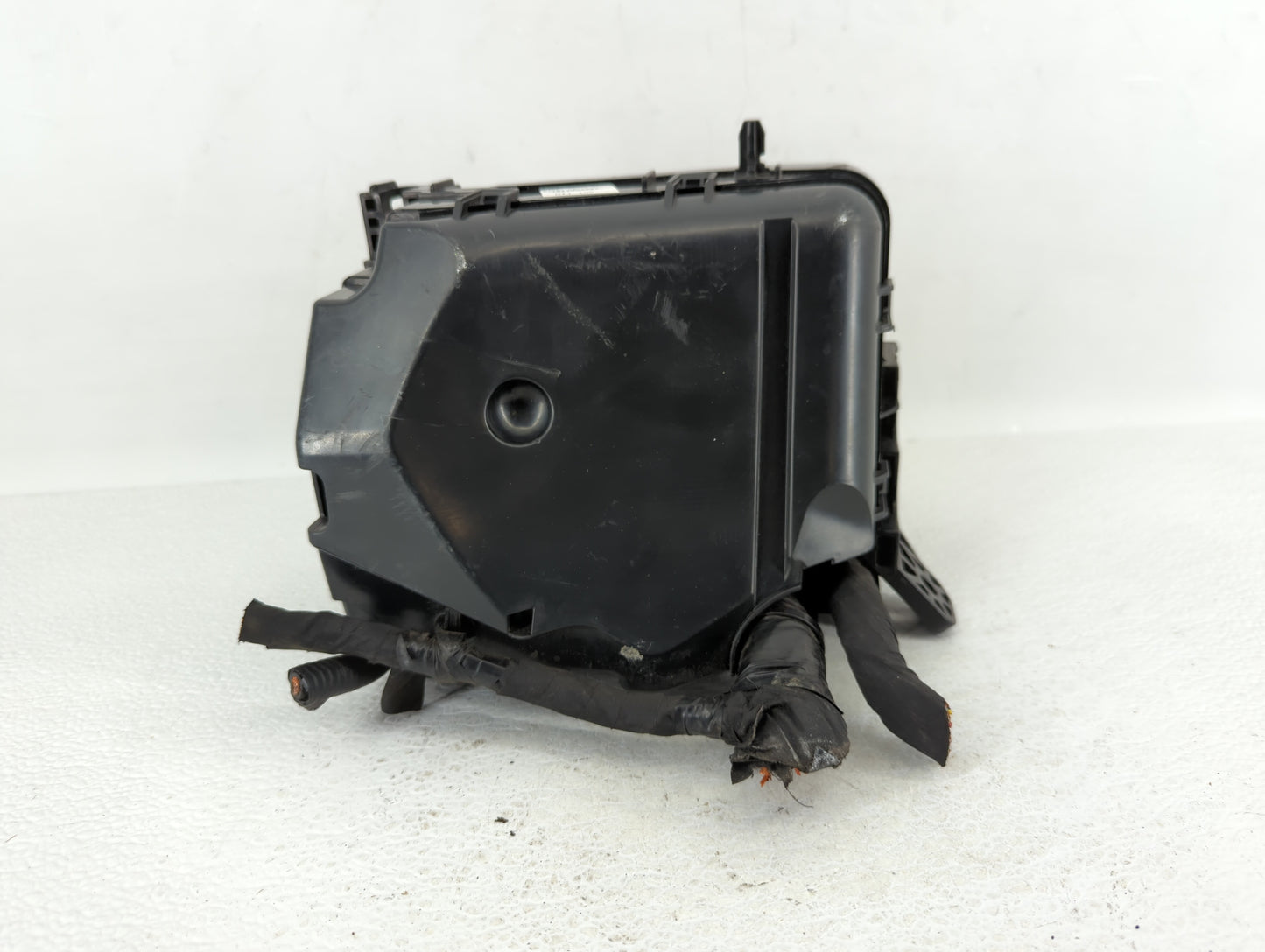 2014-2016 Kia Forte Fusebox Fuse Box Panel Relay Module P/N:91204-A7992 Fits Fits 2014 2015 2016 OEM Used Auto Parts - Oemus