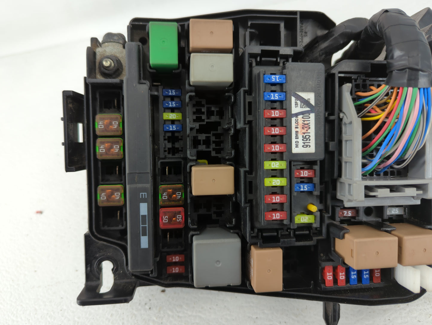 2014-2016 Kia Forte Fusebox Fuse Box Panel Relay Module P/N:91205-A7212 Fits Fits 2014 2015 2016 OEM Used Auto Parts - Oemus