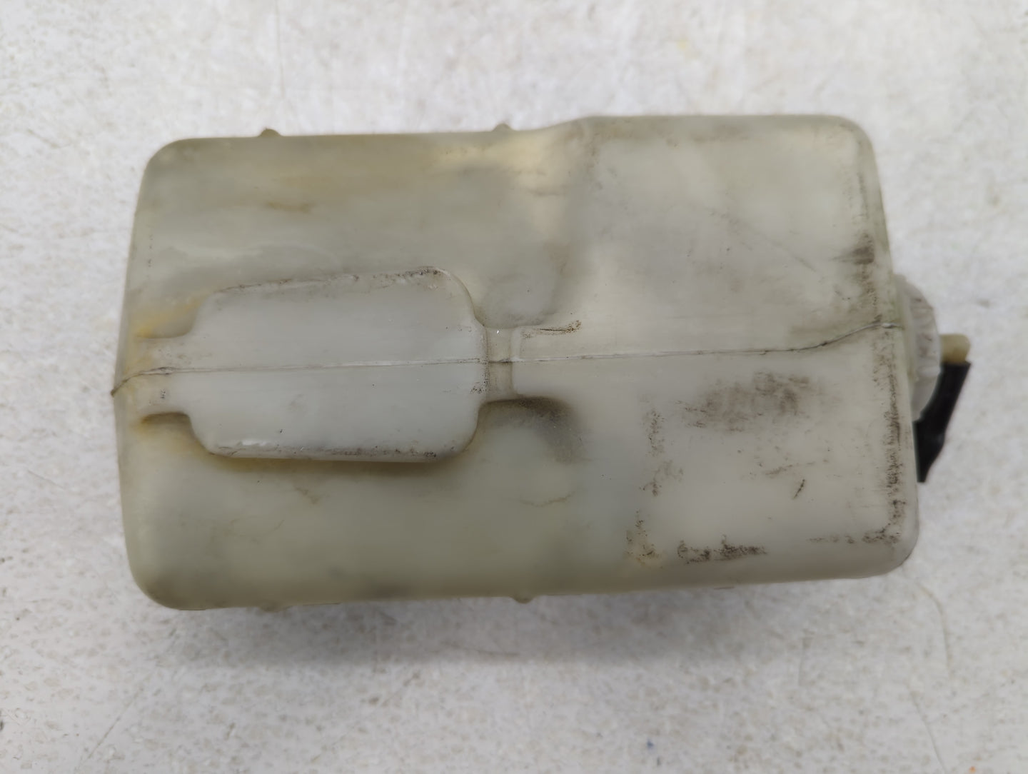 2014 Kia Forte Windshield Washer Fluid Reservoir Bottle Oem - Oemusedautoparts1.com