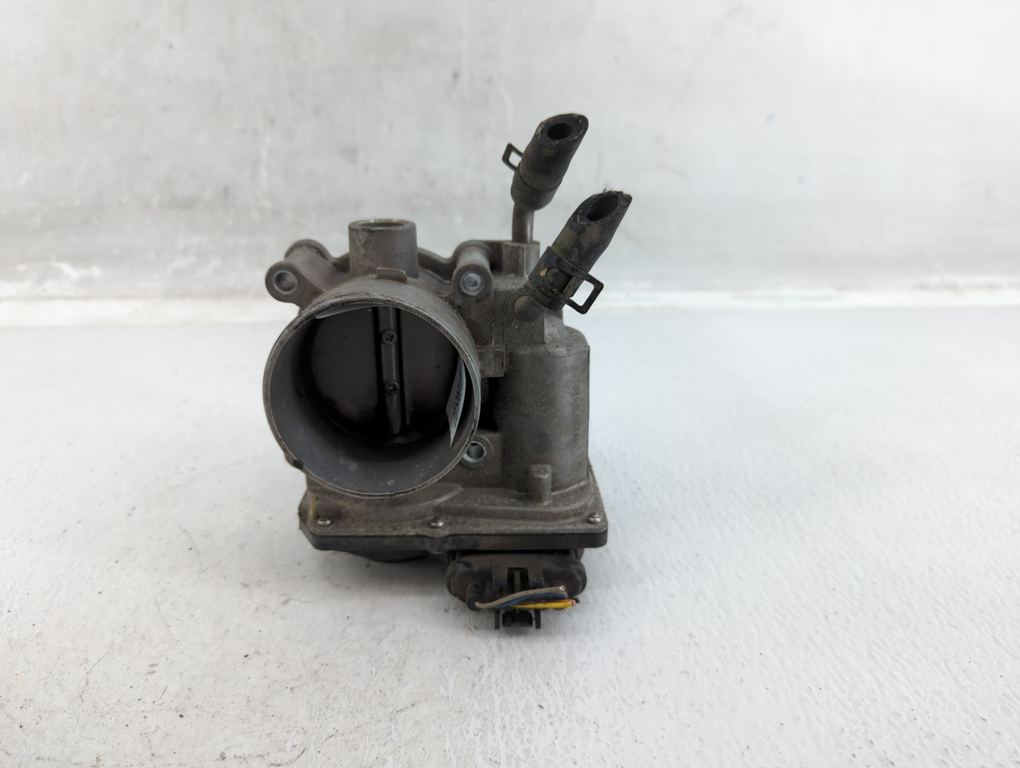 2014-2018 Kia Forte Throttle Body P/N:35100-2E000 Fits Fits 2011 2012 2013 2014 2015 2016 2017 2018 2019 2020 2021 OEM Used 