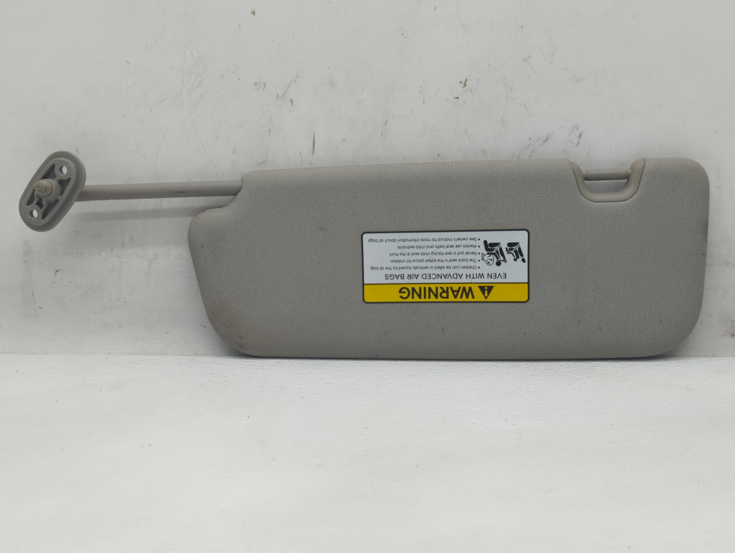 2014-2016 Kia Forte Sun Visor Shade Replacement Passenger Right Mirror Fits Fits 2014 2015 2016 OEM Used Auto Parts - Oemuse