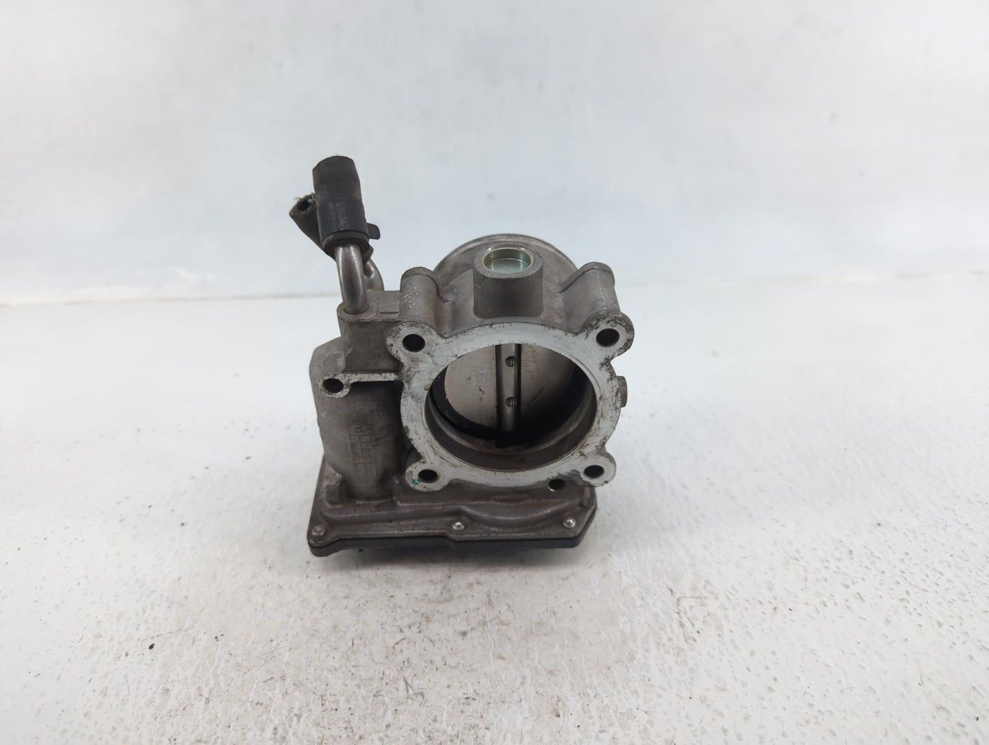 2014-2018 Kia Forte Throttle Body P/N:35100-2E000 Fits Fits 2011 2012 2013 2014 2015 2016 2017 2018 2019 2020 2021 OEM Used 