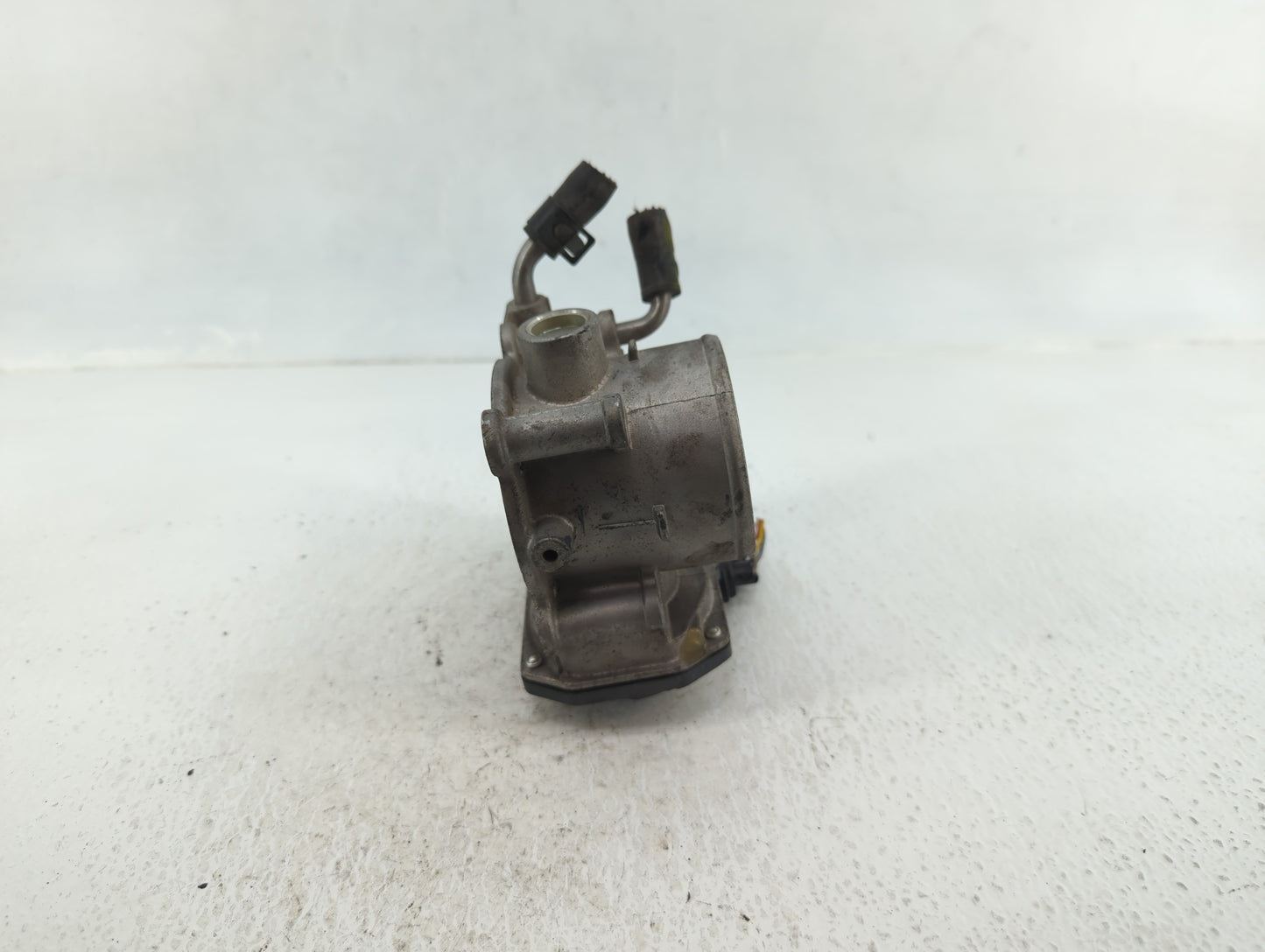 2014-2018 Kia Forte Throttle Body P/N:35100-2E000 Fits Fits 2011 2012 2013 2014 2015 2016 2017 2018 2019 2020 2021 OEM Used 