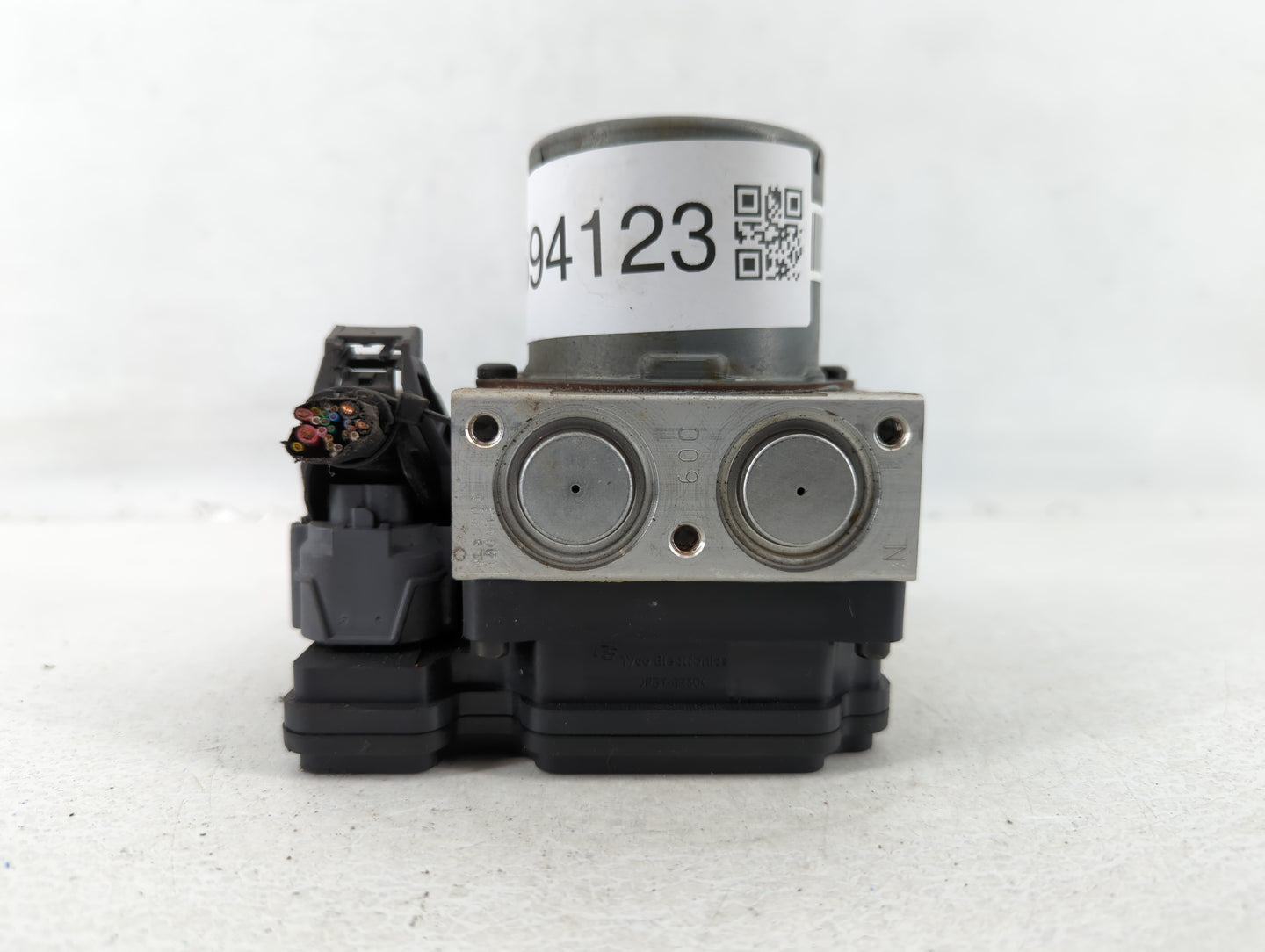 2014-2016 Kia Forte ABS Pump Control Module Replacement P/N:A7589-20500 58920-A7200 Fits Fits 2014 2015 2016 OEM Used Auto P