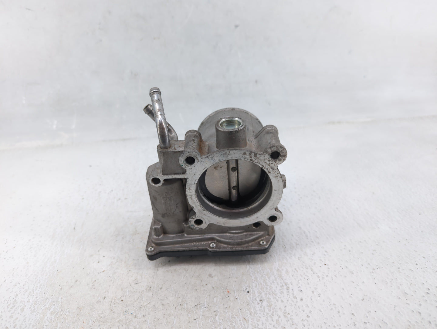 2014-2016 Kia Forte Throttle Body P/N:35100-2E400 Fits Fits 2012 2013 2014 2015 2016 2018 2019 2020 2021 OEM Used Auto Parts