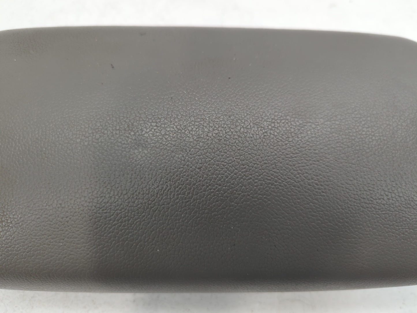 2014 Kia Forte Center Console Armrest Cover Lid Grey - Oemusedautoparts1.com