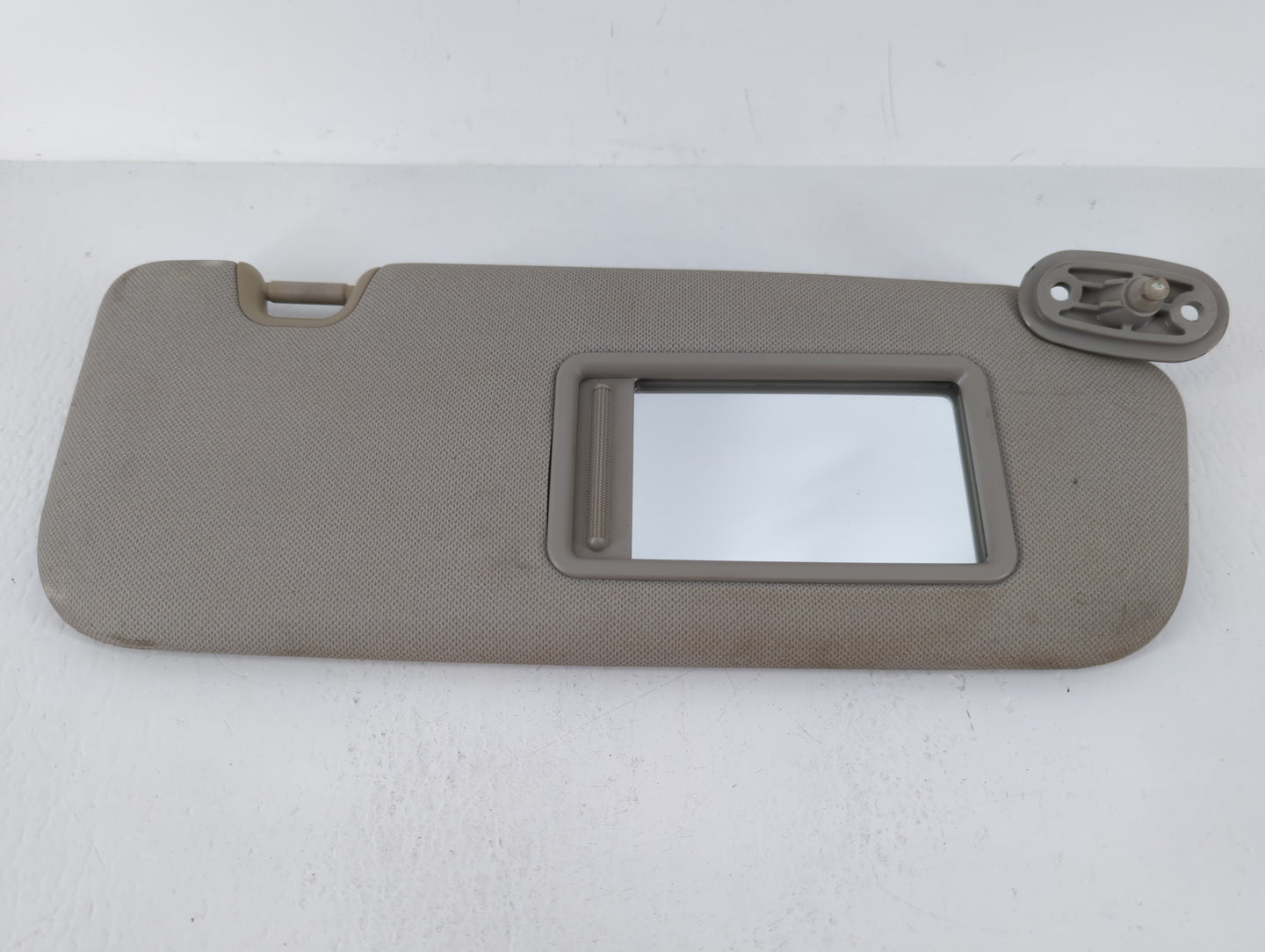 2014-2016 Kia Forte Sun Visor Shade Replacement Passenger Right Mirror Fits Fits 2014 2015 2016 OEM Used Auto Parts - Oemuse
