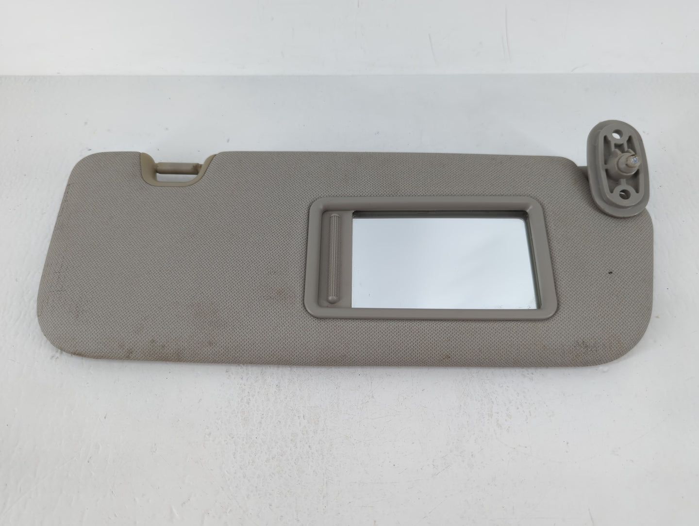 2014-2016 Kia Forte Sun Visor Shade Replacement Passenger Right Mirror Fits Fits 2014 2015 2016 OEM Used Auto Parts - Oemuse
