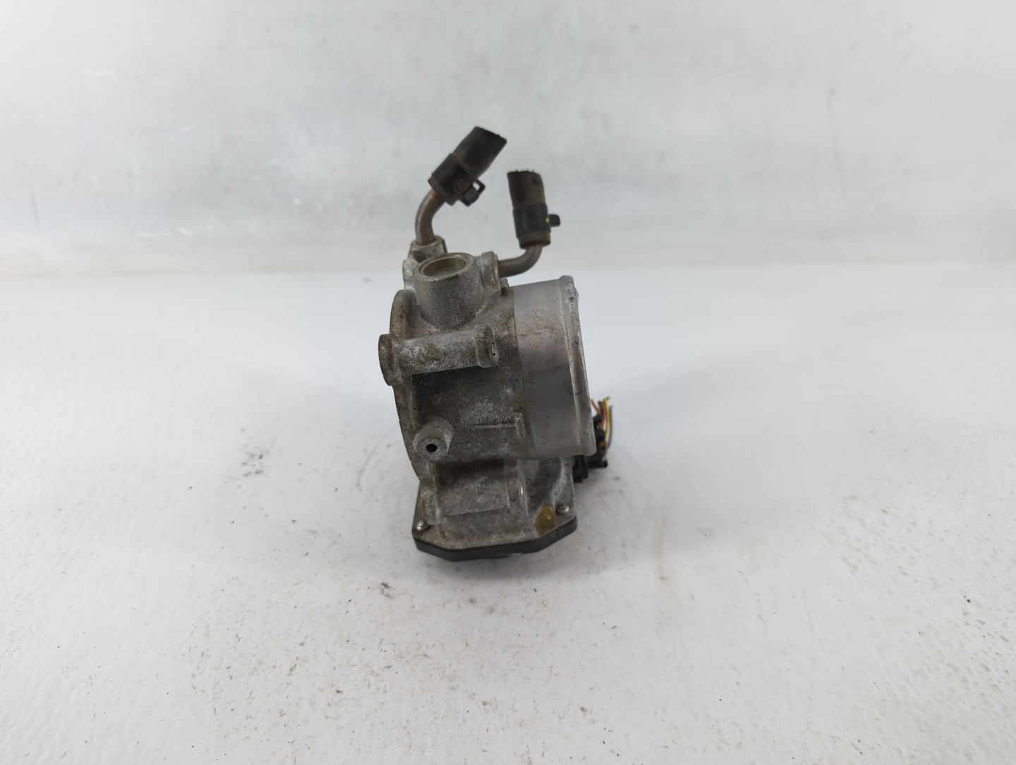 2014-2018 Kia Forte Throttle Body P/N:35100-3E000 Fits Fits 2011 2012 2013 2014 2015 2016 2017 2018 2019 2020 2021 OEM Used 