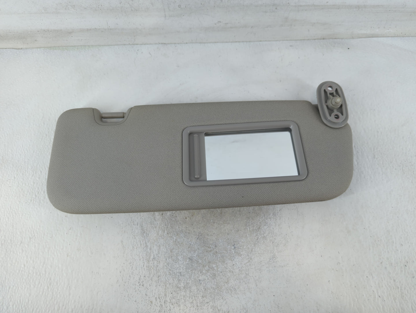 2014-2016 Kia Forte Sun Visor Shade Replacement Passenger Right Mirror Fits Fits 2014 2015 2016 OEM Used Auto Parts - Oemuse