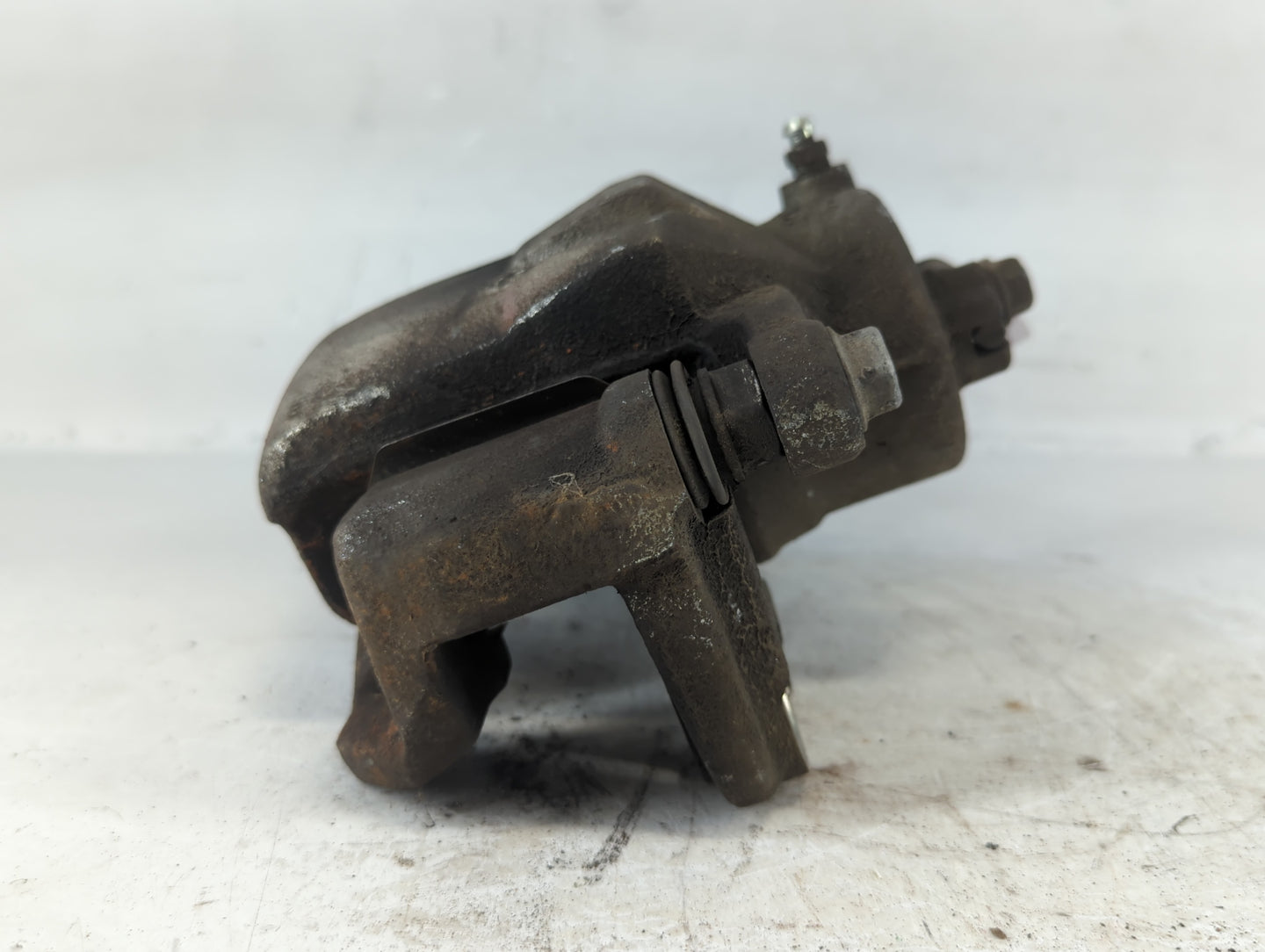 2014-2016 Kia Forte Front Passenger Right Brake Caliper - Oemusedautoparts1.com