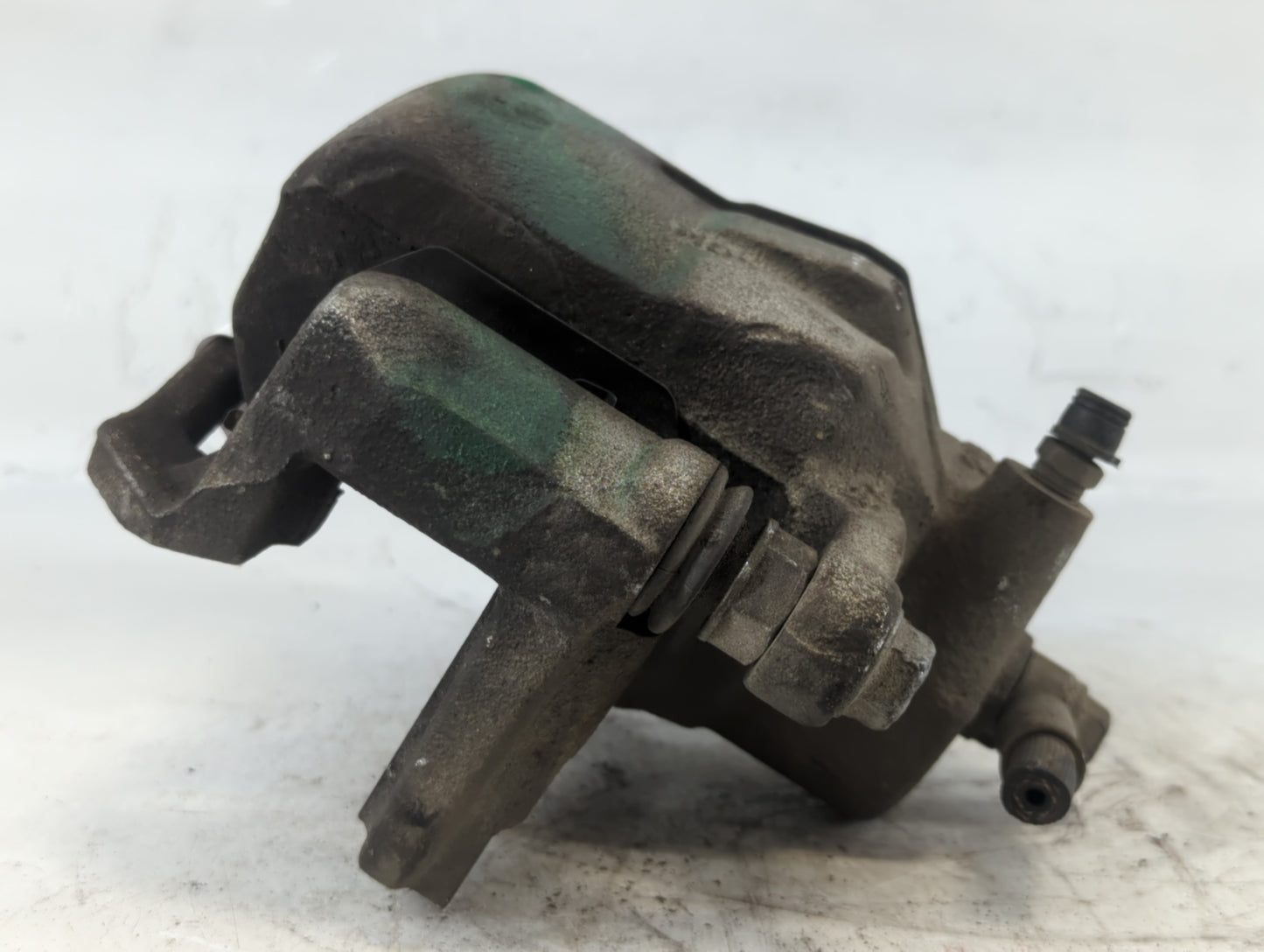 2014-2016 Kia Forte Front Driver Left Brake Caliper - Oemusedautoparts1.com
