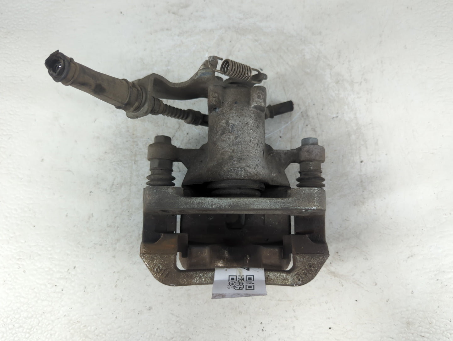 2014-2016 Kia Forte Front Driver Left Brake Caliper 699857 - Oemusedautoparts1.com