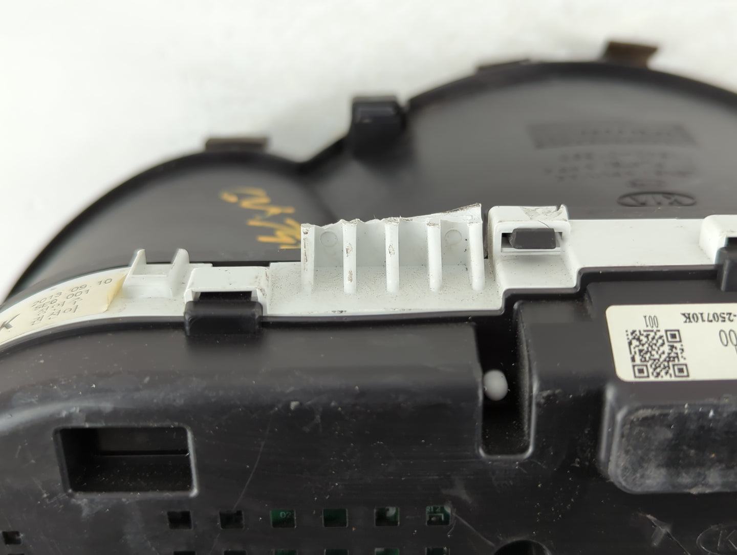 2014 Kia Forte Instrument Cluster Speedometer Gauges P/N:94021-A7300 20130909 Fits OEM Used Auto Parts - Oemusedautoparts1.c