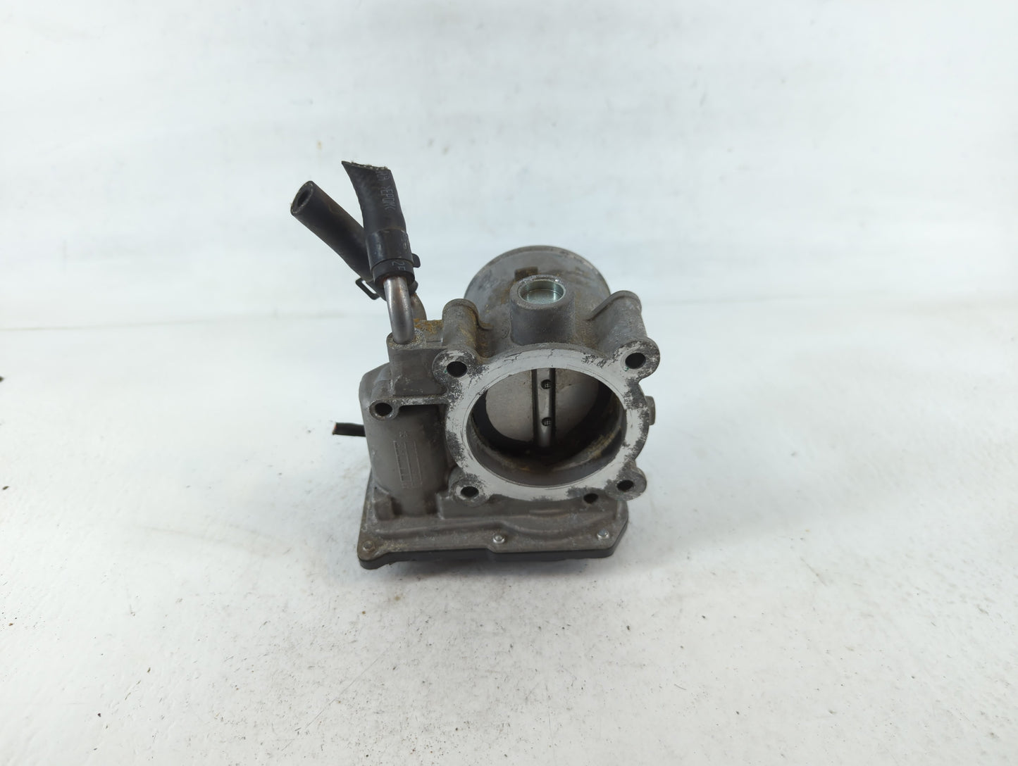 2014-2016 Kia Forte Throttle Body P/N:35100-2E400 Fits Fits 2012 2013 2014 2015 2016 2018 2019 2020 2021 OEM Used Auto Parts