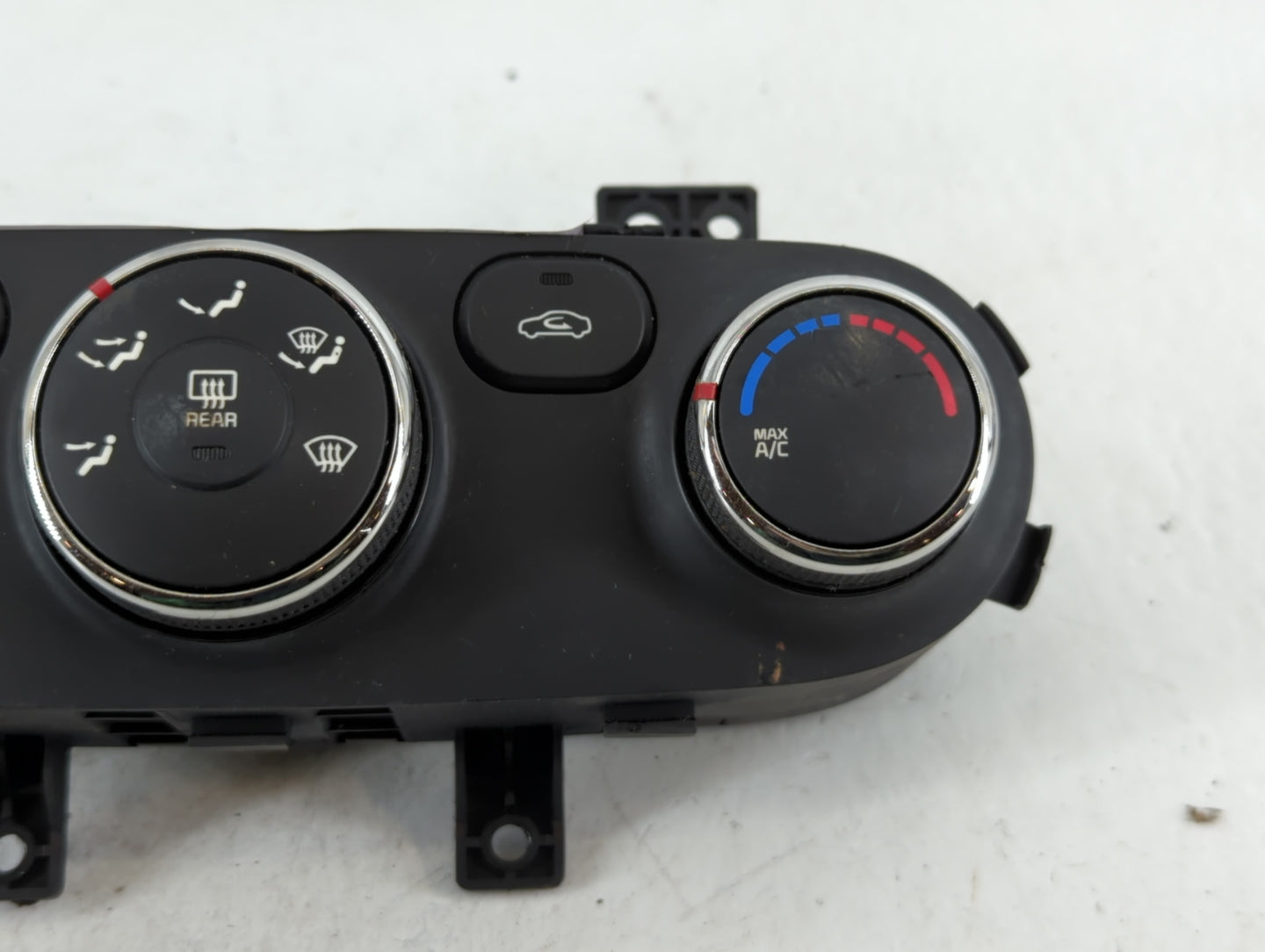 2014-2016 Kia Forte Climate Control Module Temperature AC/Heater Replacement P/N:97250-A7050 Fits Fits 2014 2015 2016 OEM Us