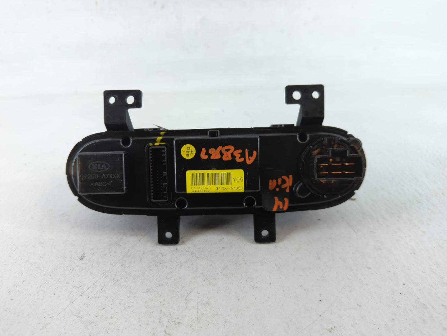 2014-2016 Kia Forte Climate Control Module Temperature AC/Heater Replacement P/N:97250-A7050 Fits Fits 2014 2015 2016 OEM Us