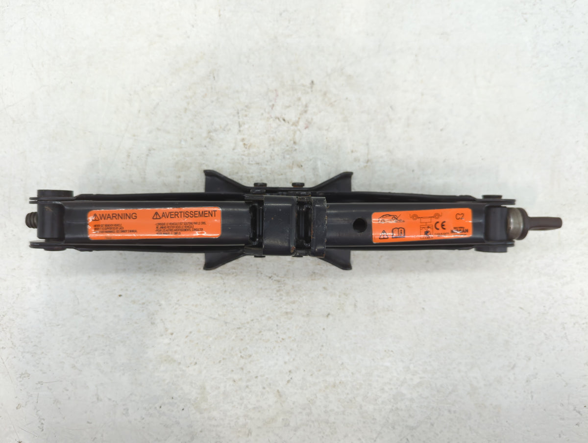 2014 Kia Forte Spare Scissor Car Jack 775789 - Oemusedautoparts1.com