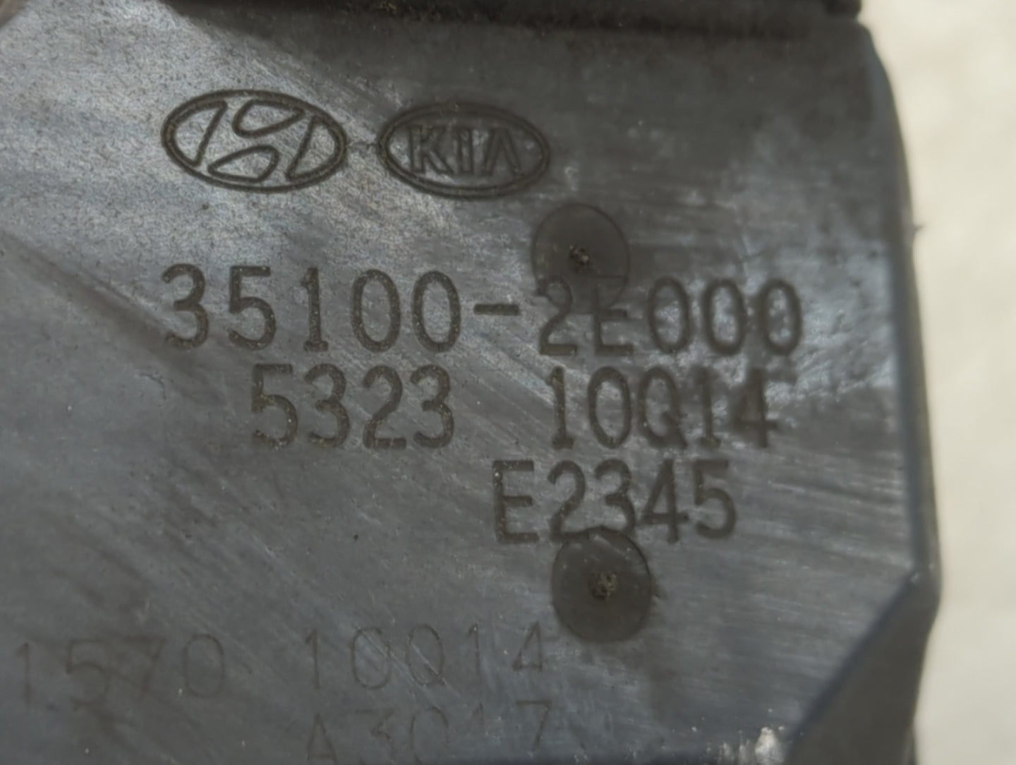 2014-2016 Kia Forte Throttle Body P/N:35100-2E000 Fits Fits 2013 2014 2015 2016 OEM Used Auto Parts - Oemusedautoparts1.com