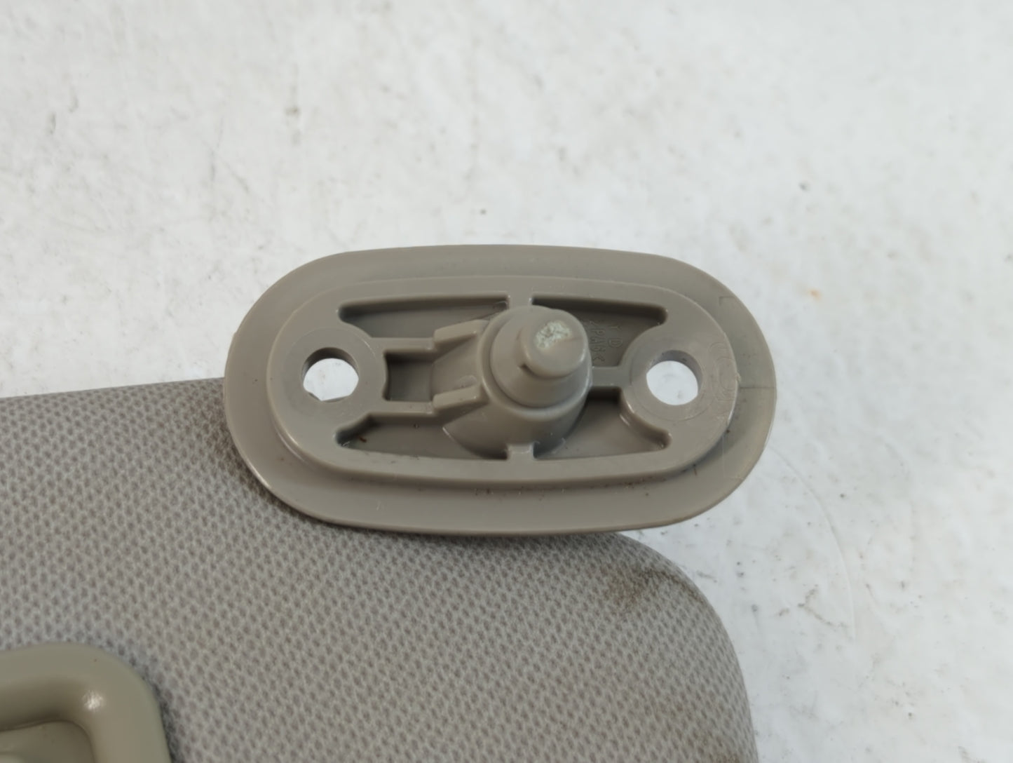 2014-2016 Kia Forte Sun Visor Shade Replacement Passenger Right Mirror Fits Fits 2014 2015 2016 OEM Used Auto Parts - Oemuse