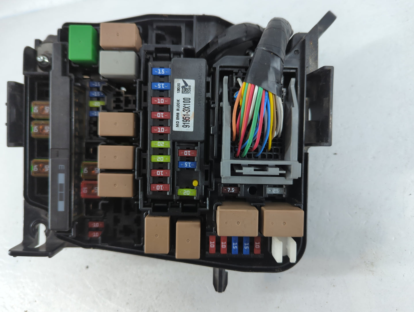 2014-2016 Kia Forte Fusebox Fuse Box Panel Relay Module P/N:91208 A7332 Fits Fits 2014 2015 2016 OEM Used Auto Parts - Oemus