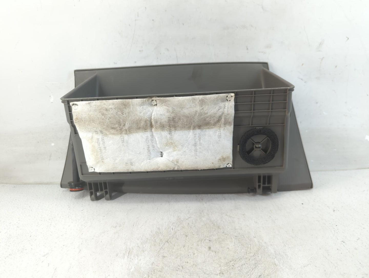 2014 Kia Forte Passenger Glove Box Door Storage Compartment Grey - Oemusedautoparts1.com