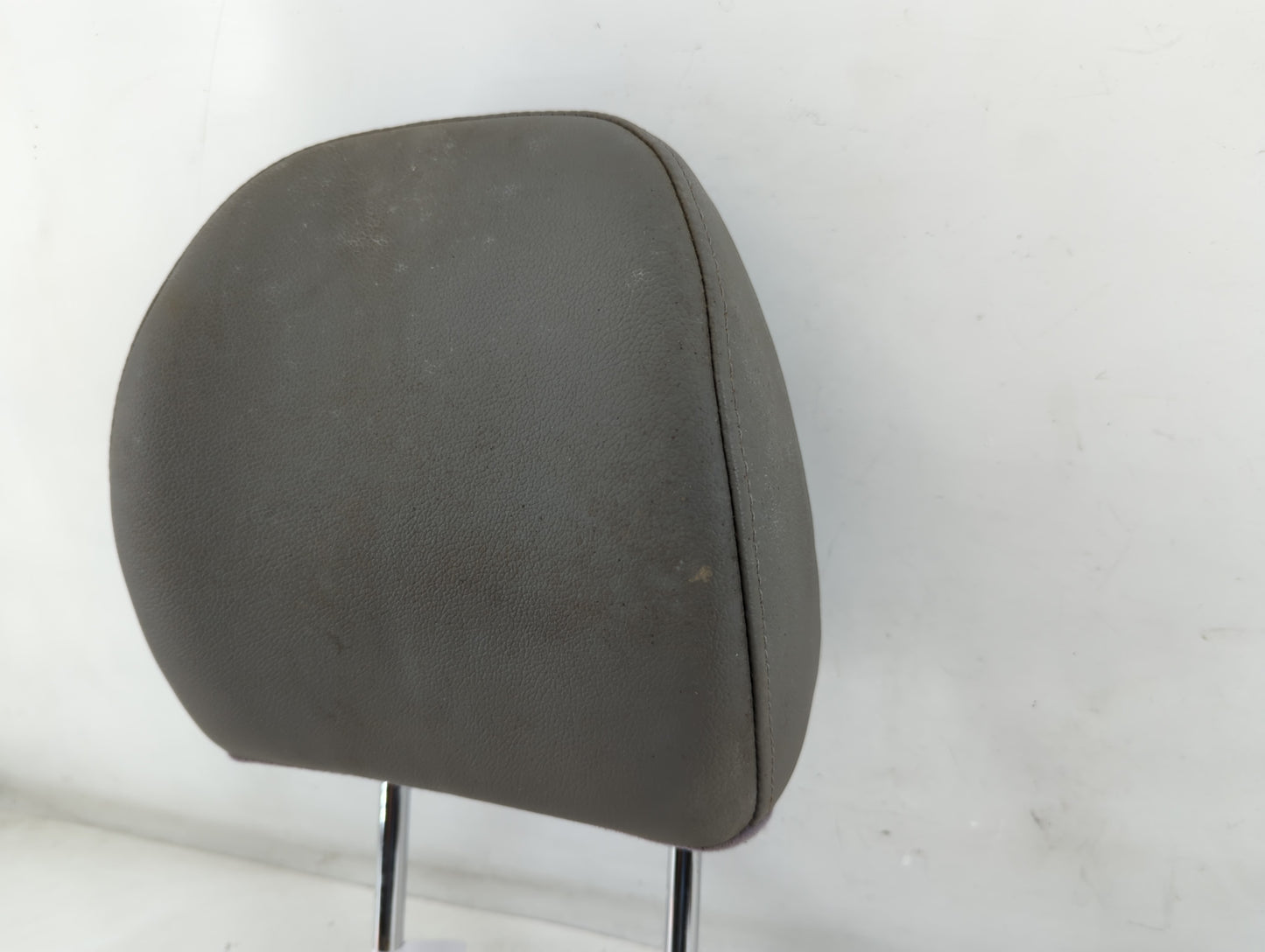2014-2016 Kia Forte Headrest Head Rest Front Driver Passenger Seat Fits Fits 2014 2015 2016 OEM Used Auto Parts - Oemusedaut