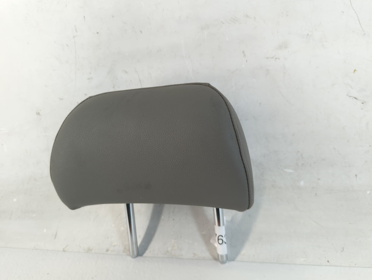 2014-2016 Kia Forte Headrest Head Rest Rear Center Seat Fits Fits 2014 2015 2016 OEM Used Auto Parts - Oemusedautoparts1.com