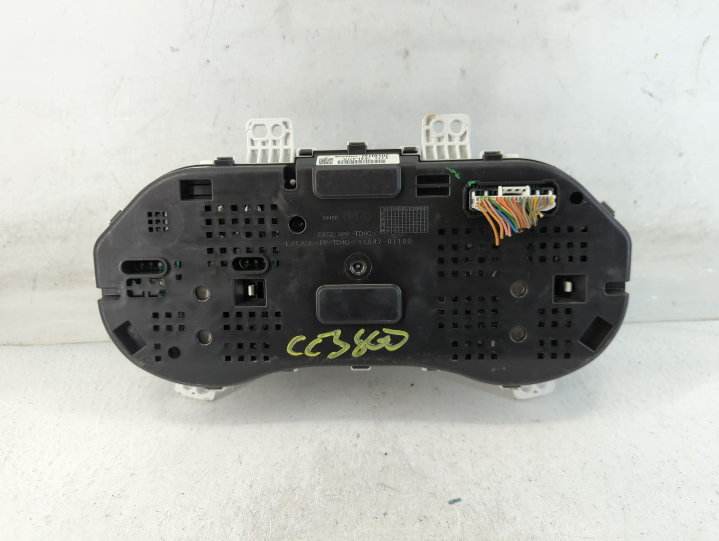 2014-2016 Kia Forte Instrument Cluster Speedometer Gauges P/N:20140322 94001-A7320 Fits Fits 2014 2015 2016 OEM Used Auto Pa