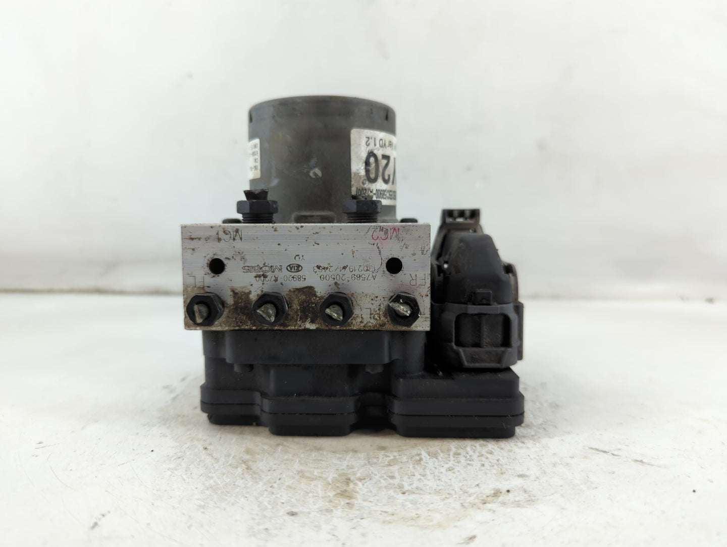 2014-2016 Kia Forte ABS Pump Control Module Replacement P/N:58900-A7200 Fits Fits 2014 2015 2016 OEM Used Auto Parts - Oemus