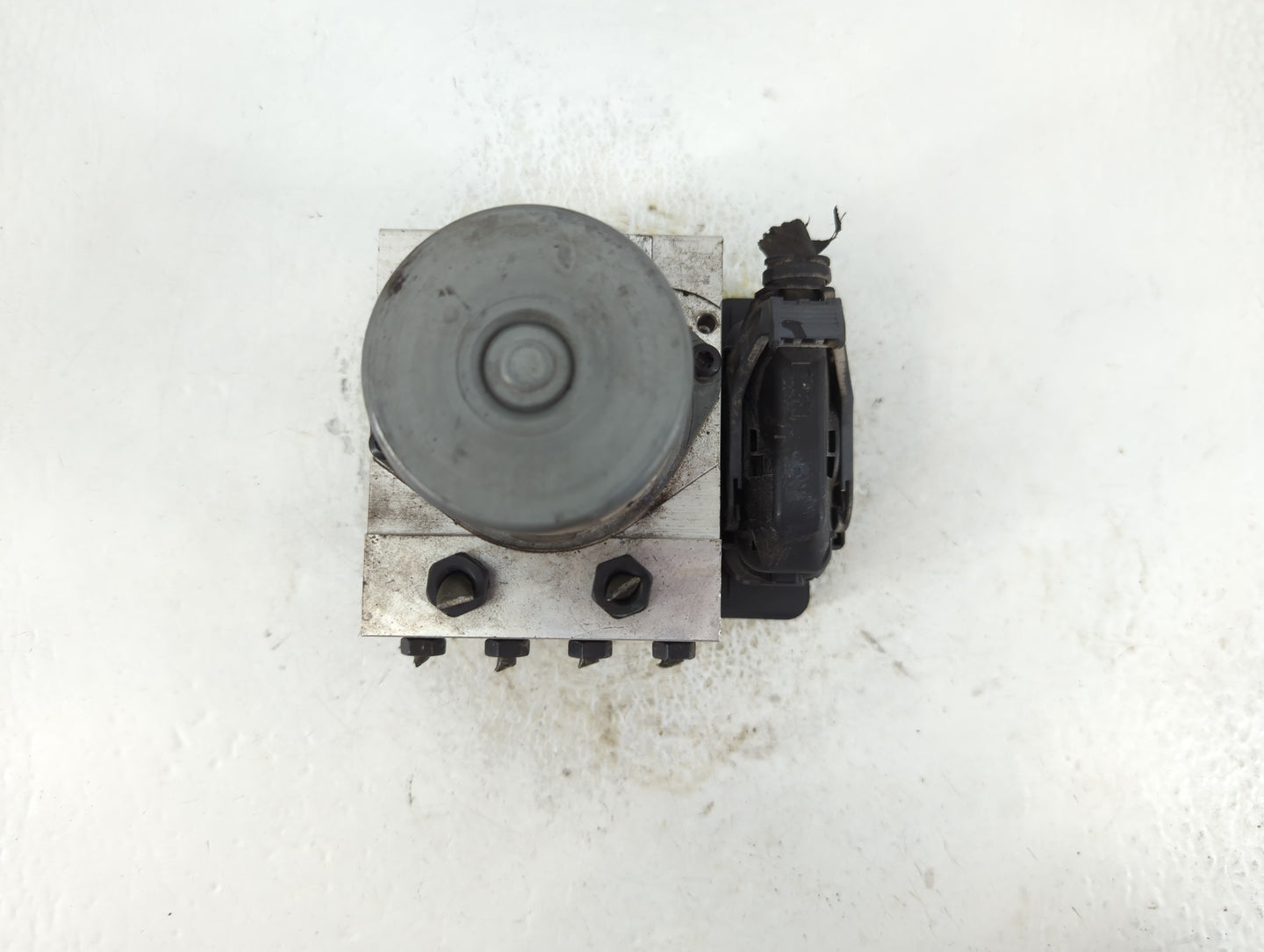 2014-2016 Kia Forte ABS Pump Control Module Replacement P/N:58900-A7200 Fits Fits 2014 2015 2016 OEM Used Auto Parts - Oemus