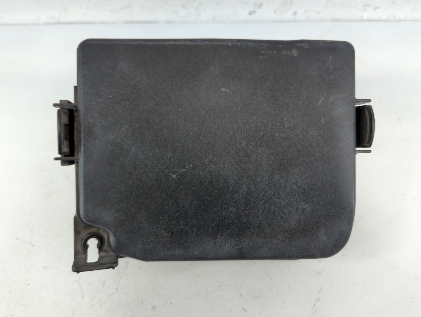 2014-2016 Kia Forte Fusebox Fuse Box Panel Relay Module P/N:91207 A7162 Fits Fits 2014 2015 2016 OEM Used Auto Parts - Oemus
