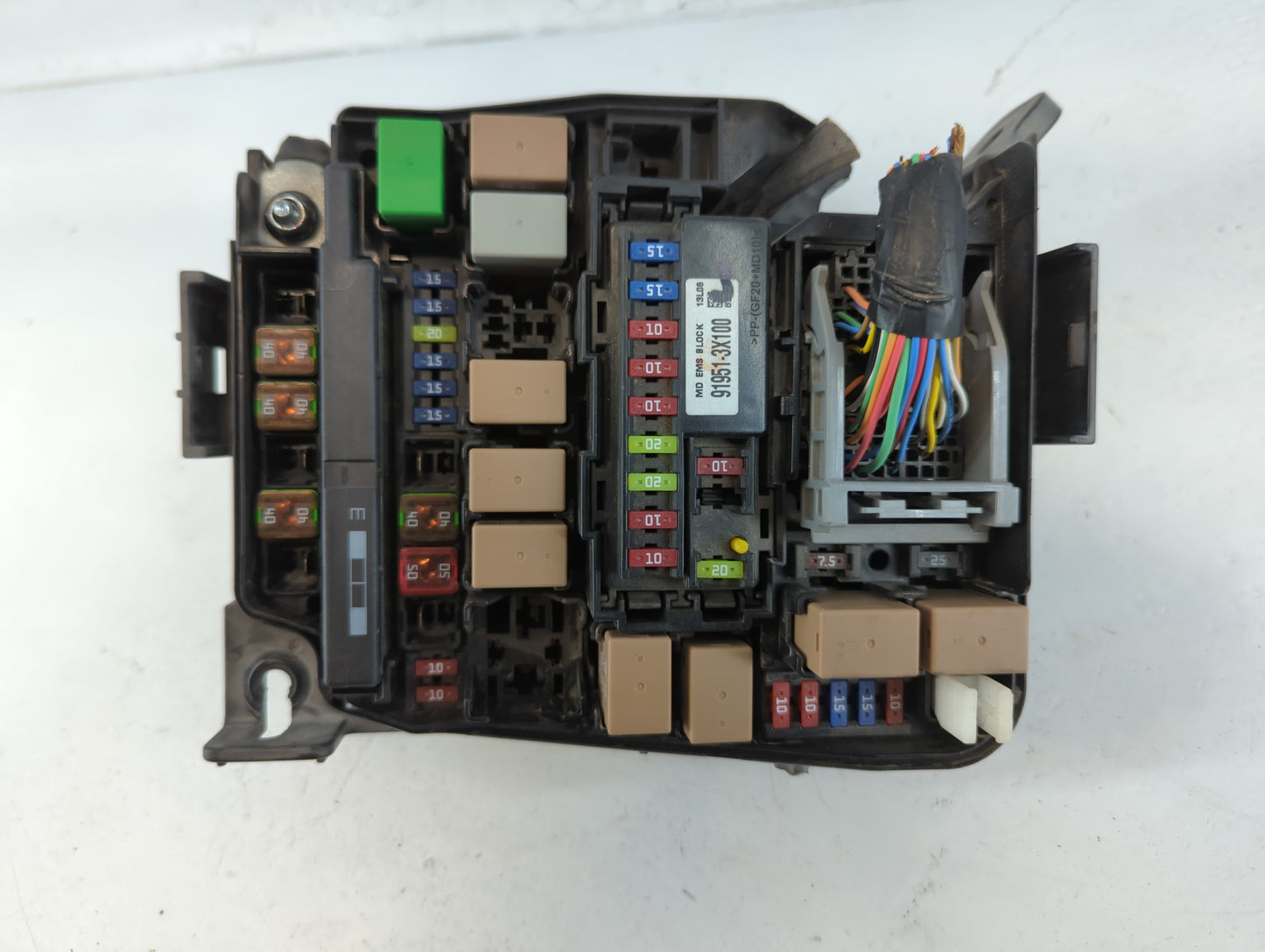 2014-2016 Kia Forte Fusebox Fuse Box Panel Relay Module P/N:91207 A7162 Fits Fits 2014 2015 2016 OEM Used Auto Parts - Oemus
