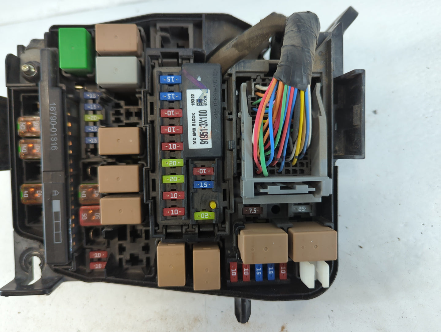 2014-2016 Kia Forte Fusebox Fuse Box Panel Relay Module P/N:91208 A7012 Fits Fits 2014 2015 2016 OEM Used Auto Parts - Oemus