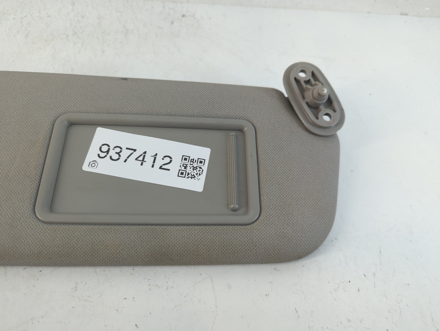 2014-2017 Kia Forte Sun Visor Shade Replacement Passenger Right Mirror Fits Fits 2014 2015 2016 2017 OEM Used Auto Parts - O