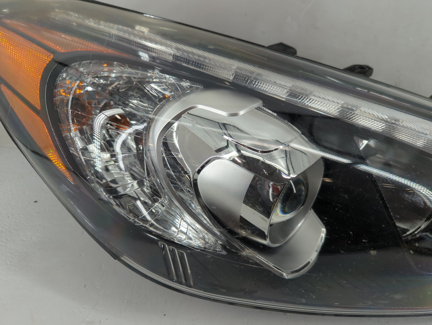 2014-2016 Kia Forte Passenger Right Oem Head Light Headlight Lamp - Oemusedautoparts1.com